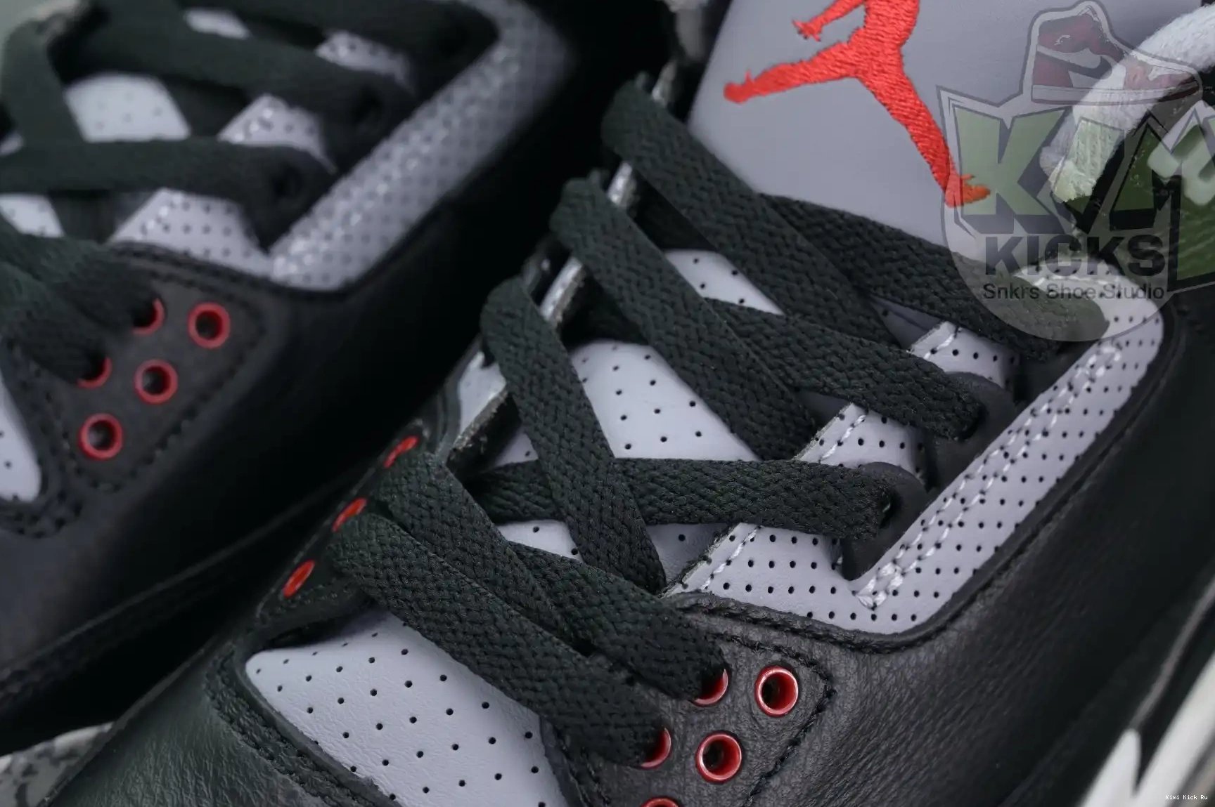Kimikick 3“Black Jordan Air Cement Reimagined” 0825